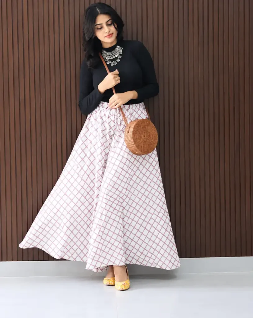 Dusty Pink Diamond Check Print